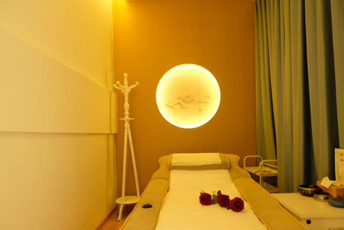 深圳南山区日式指压的寂静美学：在按压中听见雪落的声音